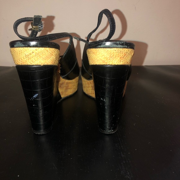 Donald J Pliner Black Wedge sz 8.5 - Picture 6 of 8